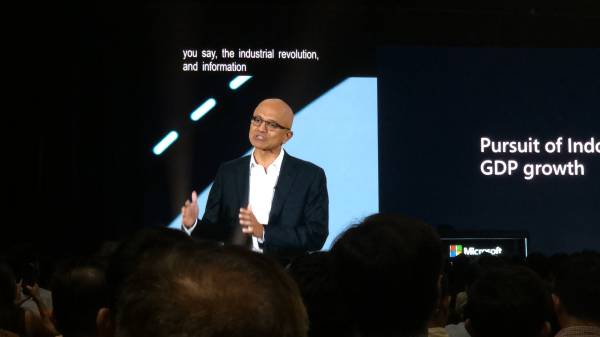 CEO Microsoft Satya Nadella Siap Investasi Rp27 Triliun, Bikin Kunjungan Tim Cook Seperti Basa-basi